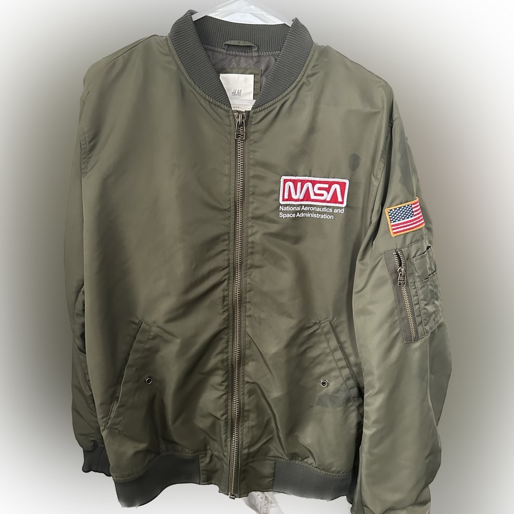Oversized bomber jacket